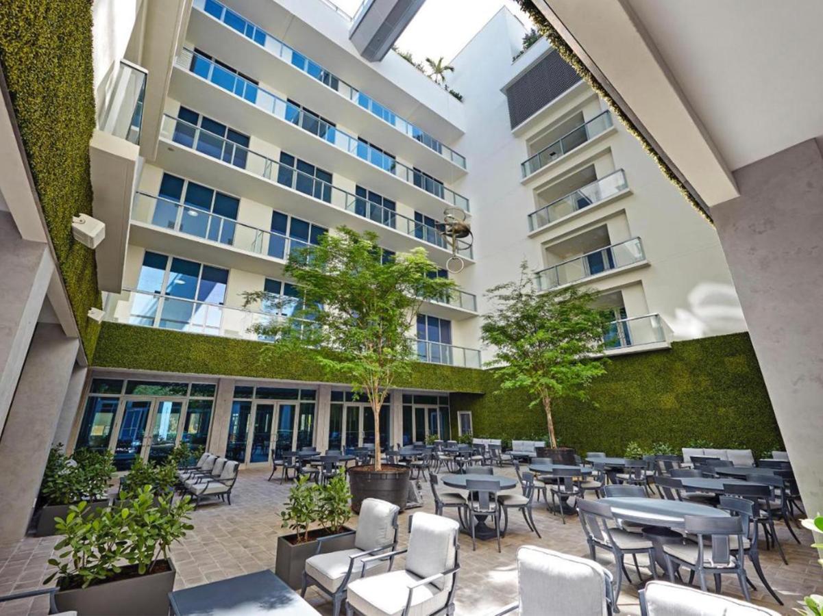 Hollywood Studios Condo Costa ハリウッド エクステリア 写真