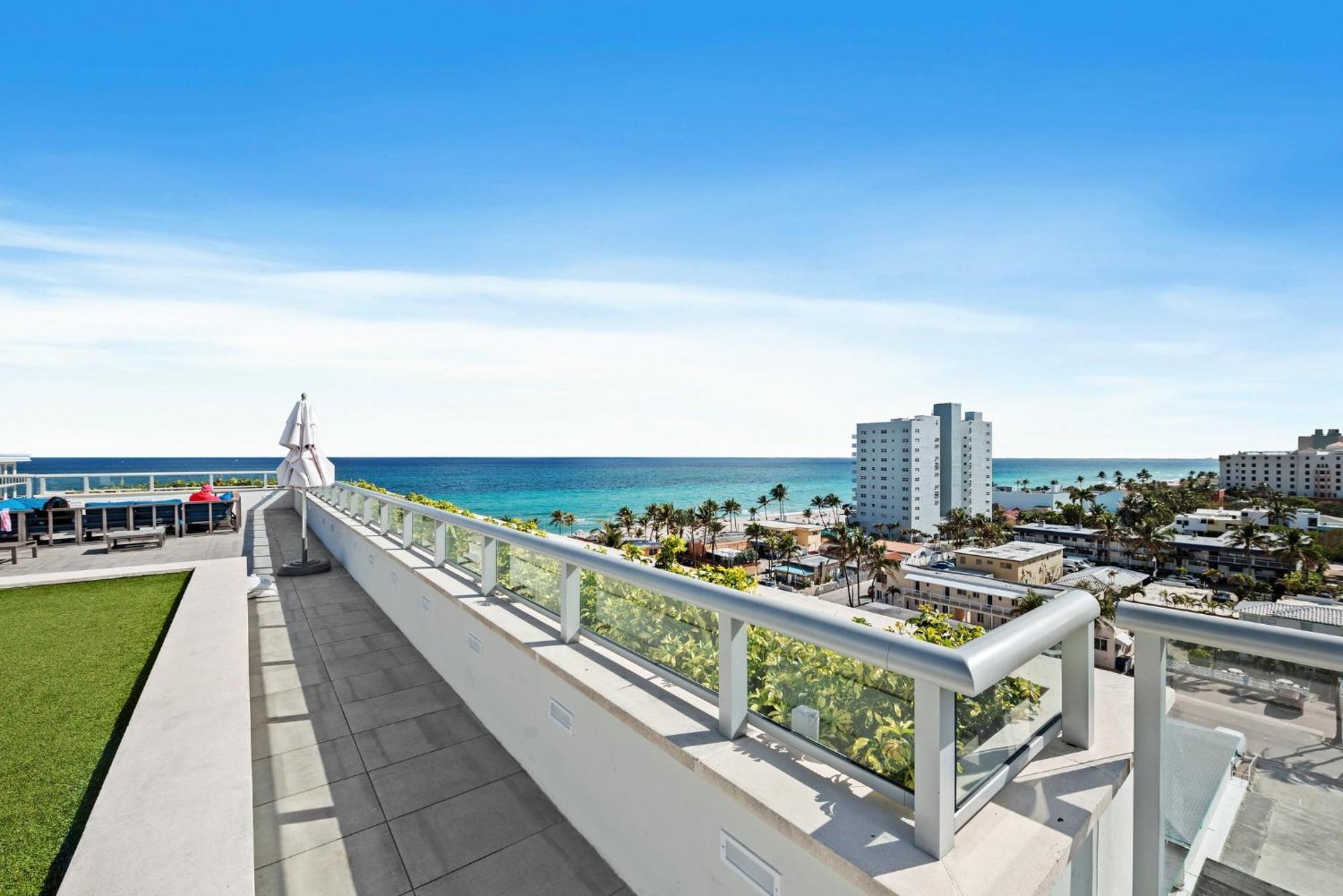 Hollywood Studios Condo Costa ハリウッド エクステリア 写真