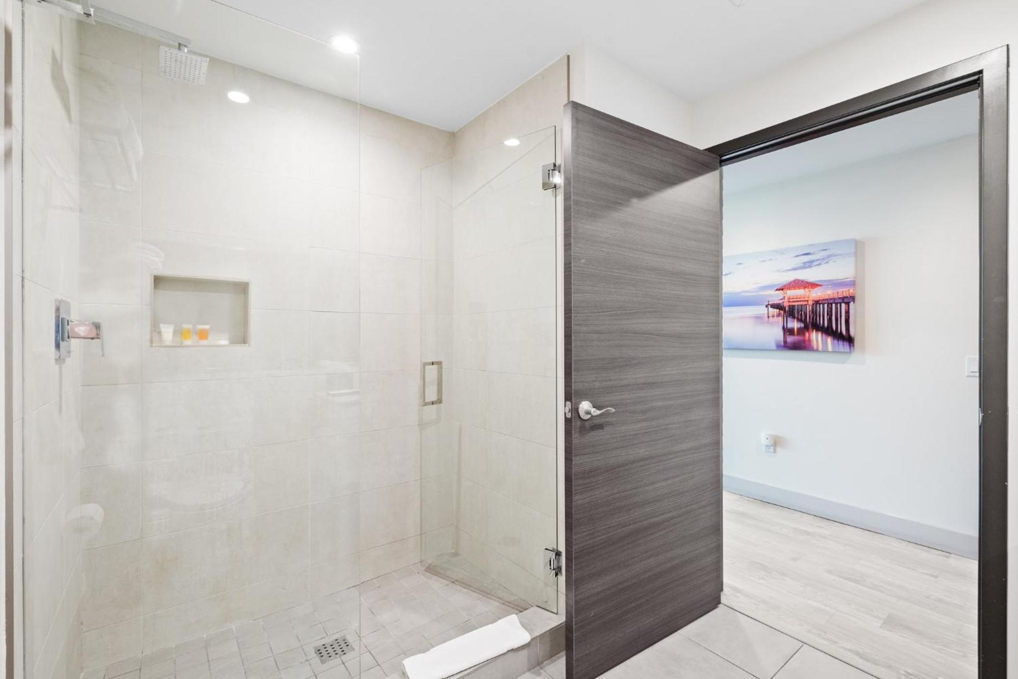 Hollywood Studios Condo Costa ハリウッド エクステリア 写真
