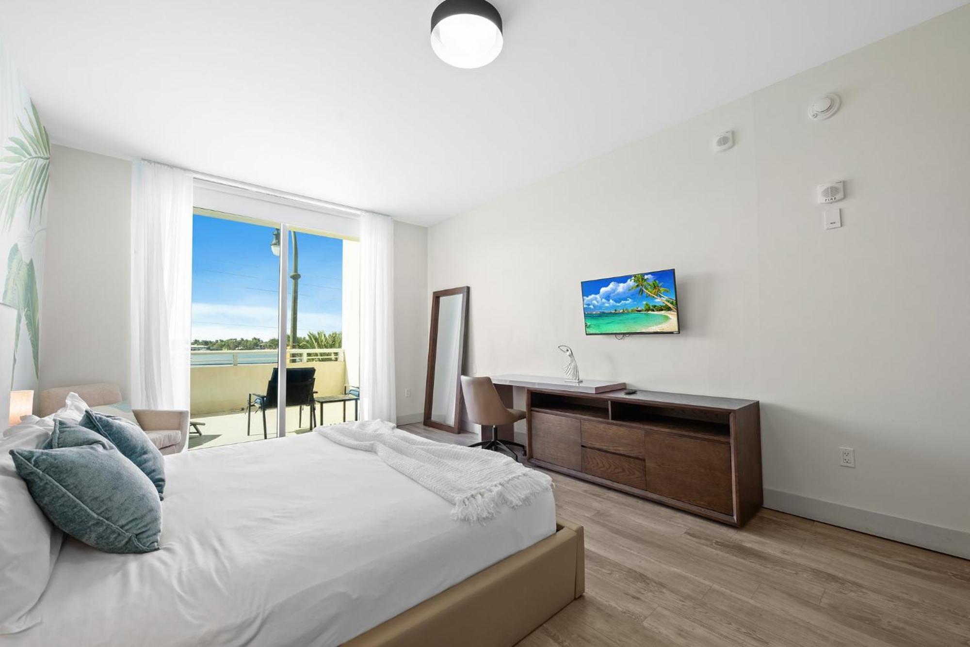Hollywood Studios Condo Costa ハリウッド エクステリア 写真